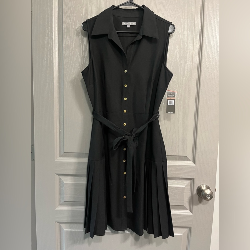Sharagano Black Sleeveless Midi Dress with Notched Collar